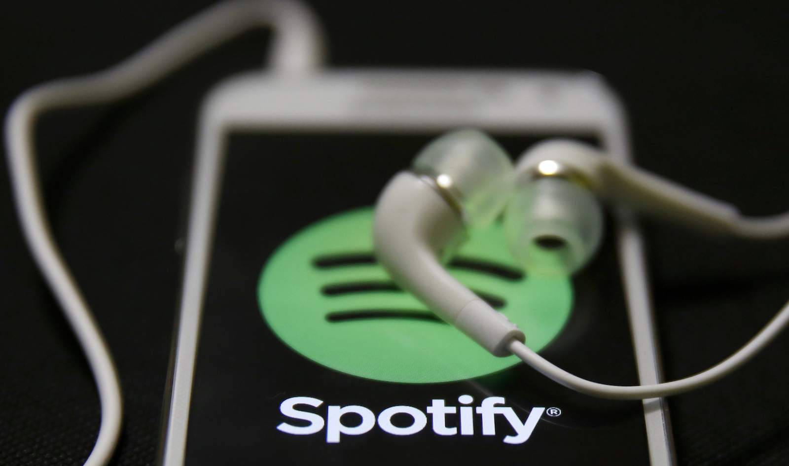Apple Music стремительно догоняет Spotify