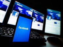 Соцсетью Facebook был представлен «смартфон Facebook»