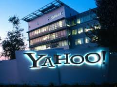 Компания Yahoo решила уволить операционного директора